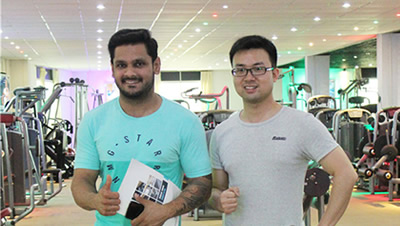 印度客戶來中國采購商用健身器械