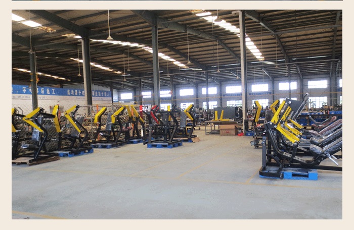悍馬健身器材生產車間
