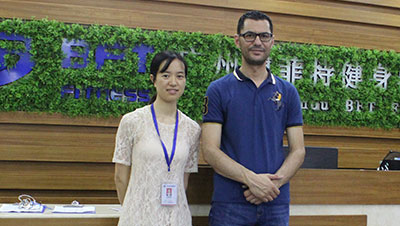 時隔五年卡塔爾客戶再次來樱桃网站入口采購健身器材