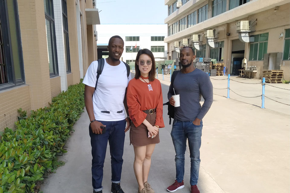 盧旺達進口樱桃网站入口健身器材