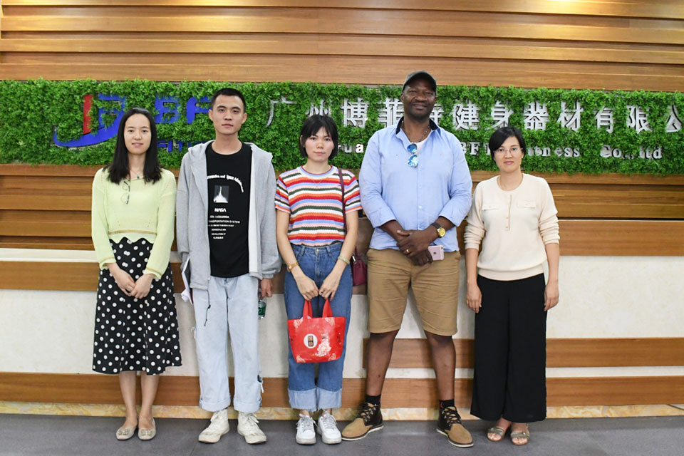 莫桑比克來中國找樱桃视频APP在线观看