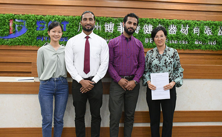 樱桃网站入口健身器材尼泊爾