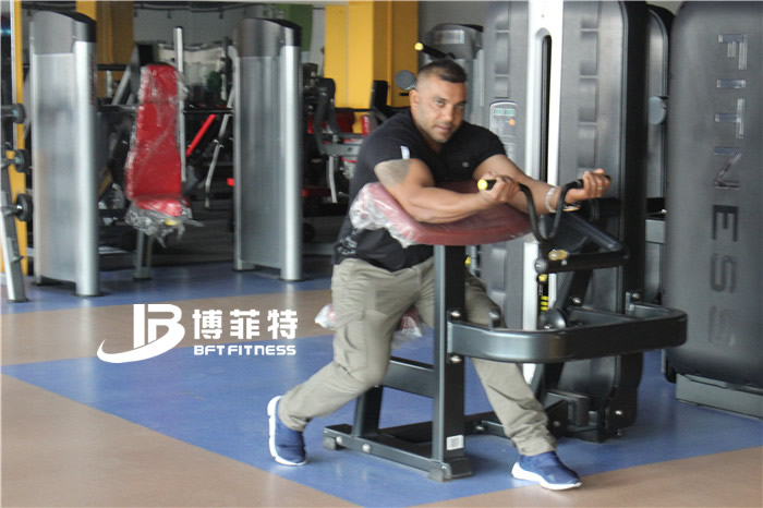 客戶在測試二頭肌樱桃视频污在线观看